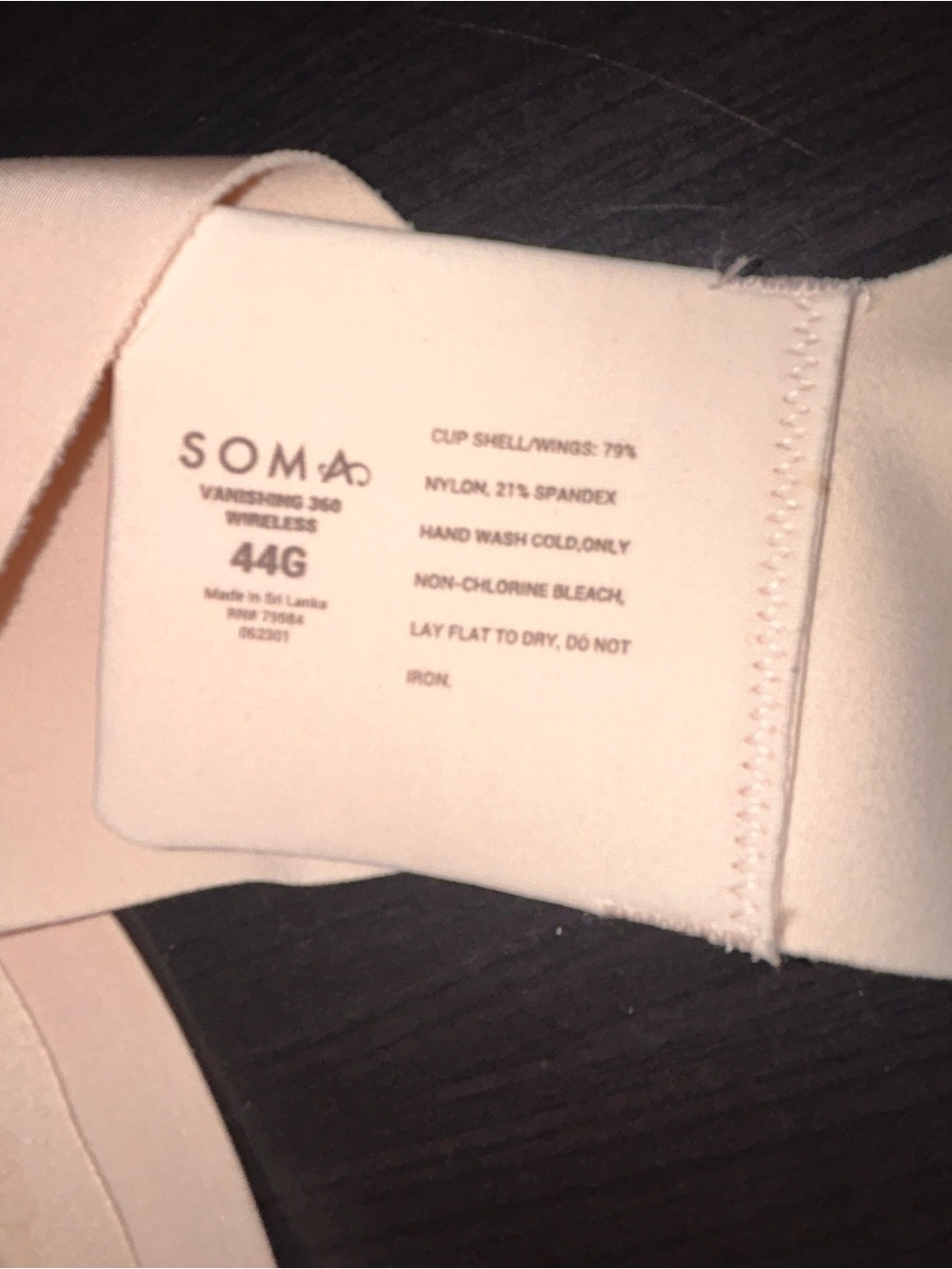 Soma Vanishing 360 Wireless Bra size 44G - Picture 8 of 8
